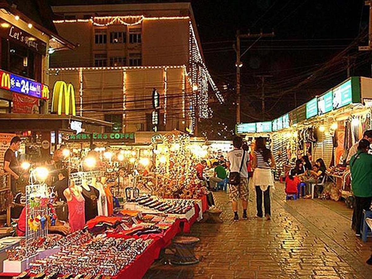 Go Inn Night Bazaar Chiang Mai Exterior foto